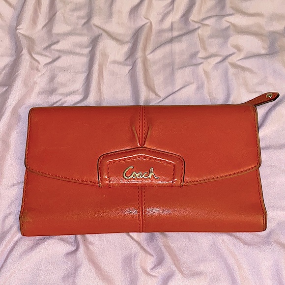 Coach leather clutch wallet - Picture 1 of 10